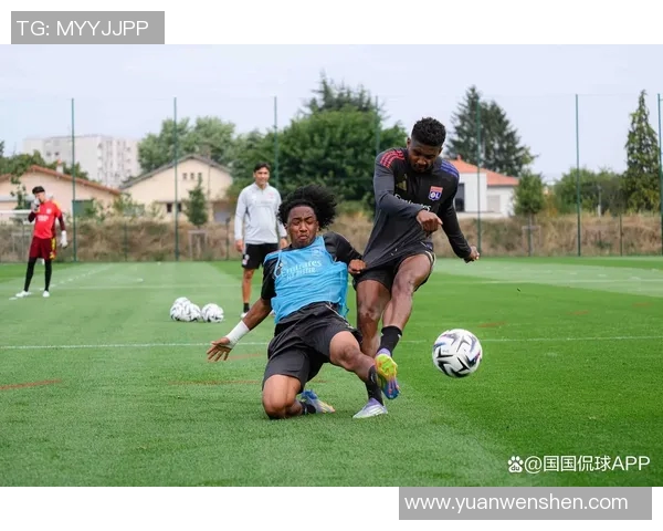 尤文图斯与里昂达成协议，法甲联赛再掀转会市场热潮，引援规模达新高